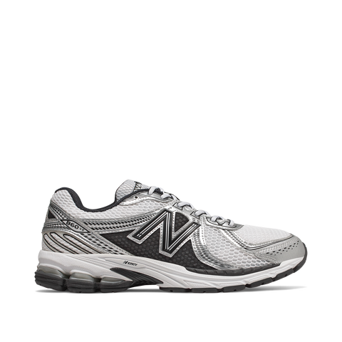 860v2 - White with Black