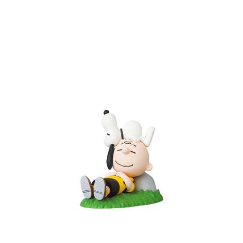 UDF Peanuts 13 Napping Charlie Brown & Snoopy
