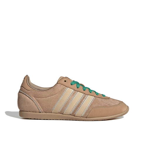 Japan W - Warm Sandstone