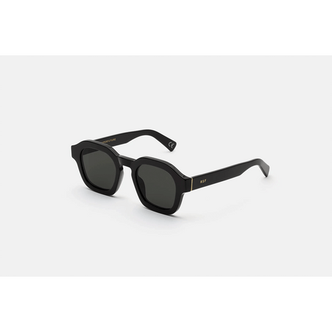 Saluto - Black