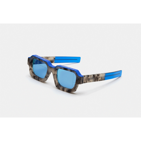 ACW* Caro IV - Volt Blue